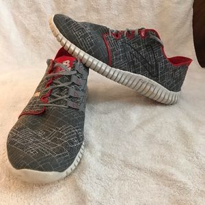 Men’s New Balance Running Shoes (Price Negotiable)